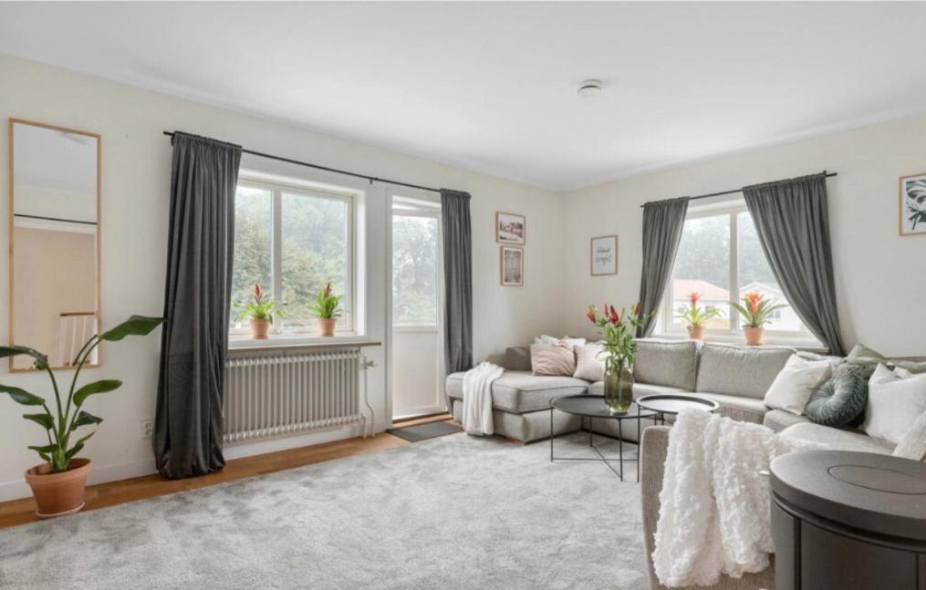 Cheerful Three Room Villa At Stroemstad City Center Экстерьер фото